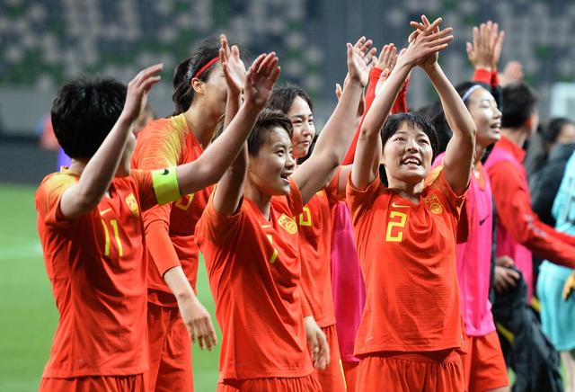 关于足球圈热门话题：女足比赛谁将成为最大赢家？的信息