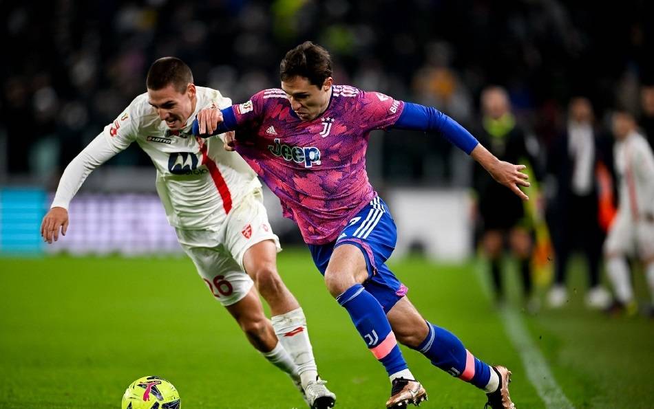 梅洛蒂主场不敌罗马城球队,失去领跑位置的简单介绍 梅洛蒂主场不敌罗马城球队,失去领跑位置的简单介绍