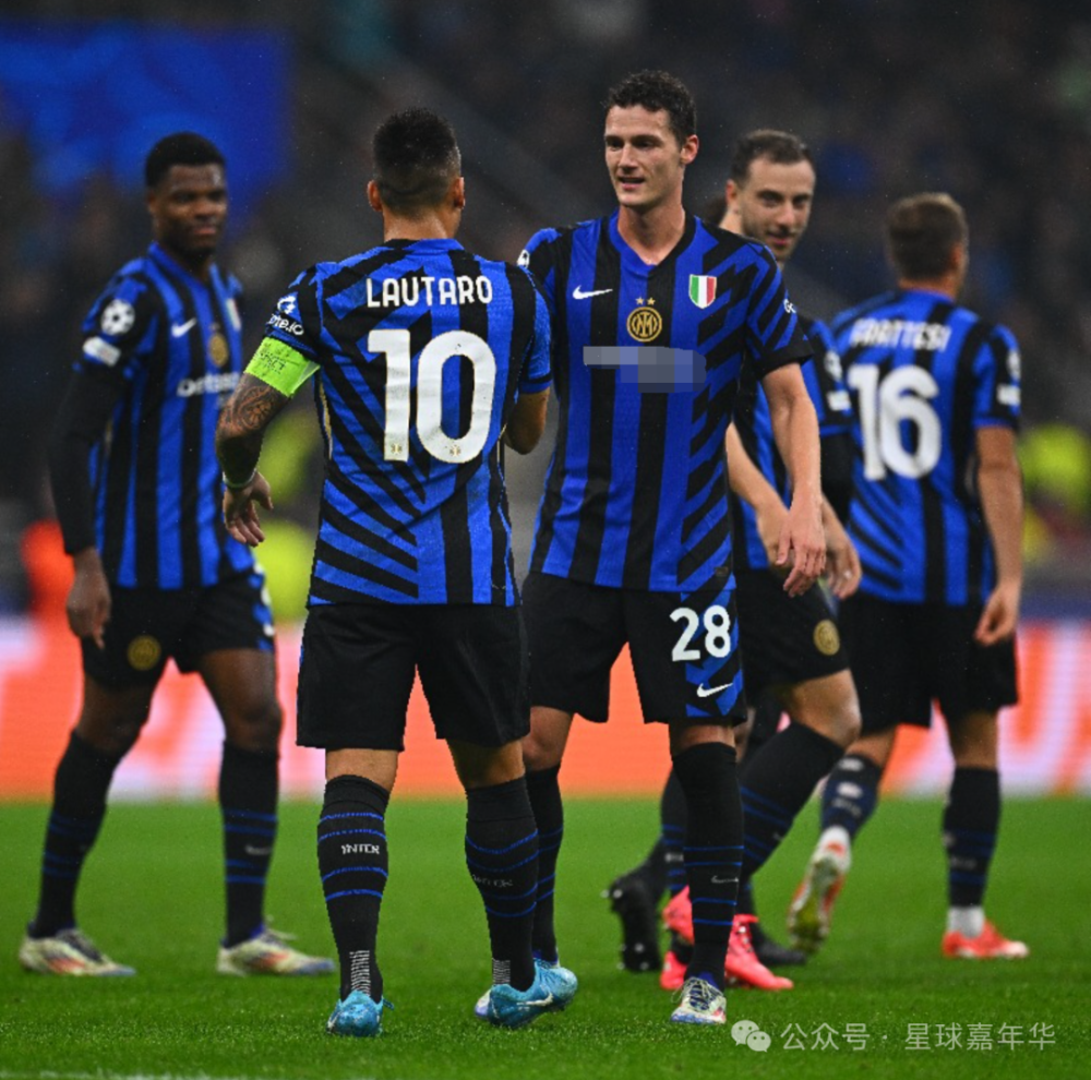 关于那不勒斯主场逼平维罗纳，保持不败的信息