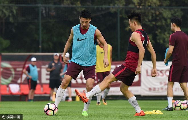 包含阿兰转战足协杯，助力恒大角逐全国赛的词条