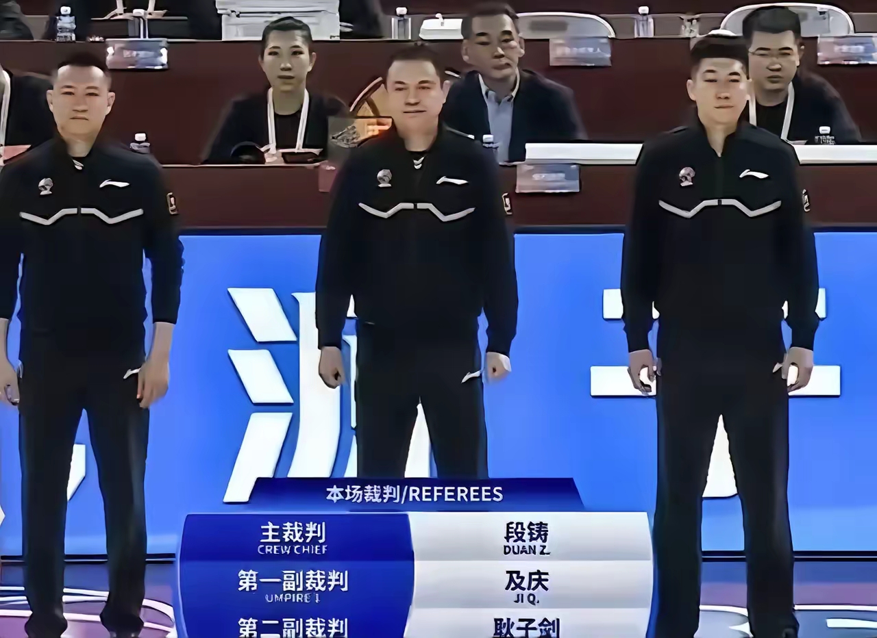 广东队迎战北京队,能否延续不败之势取得胜利? 广东队迎战北京队,能否延续不败之势取得胜利?