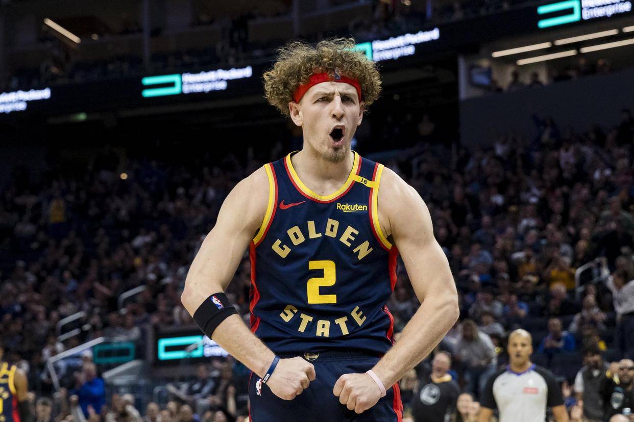 昆士公园主场大胜,豪取四连胜 昆士公园主场大胜,豪取四连胜