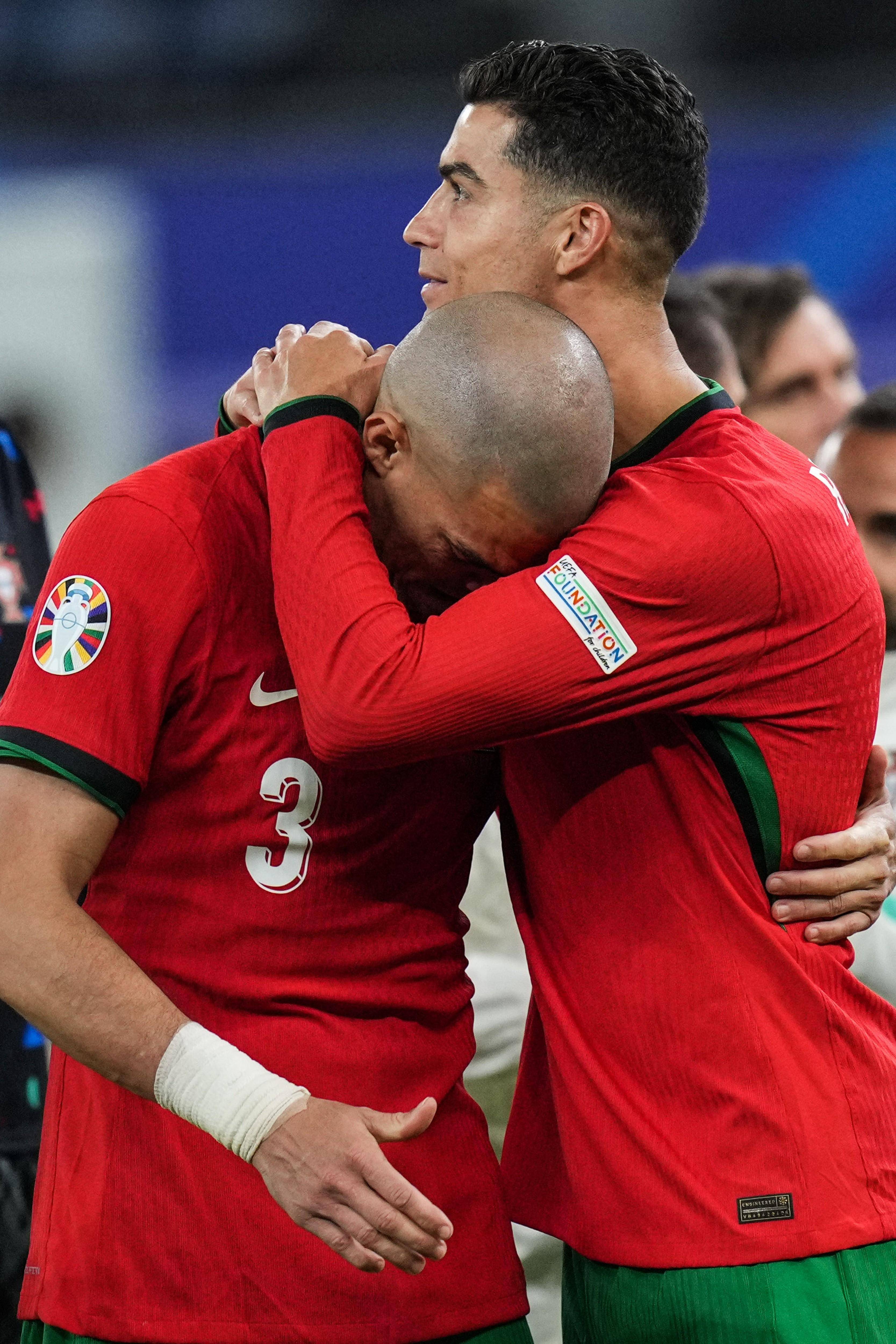 包含强强碰撞!欧洲球队燃起激情的词条 包含强强碰撞!欧洲球队燃起激情的词条