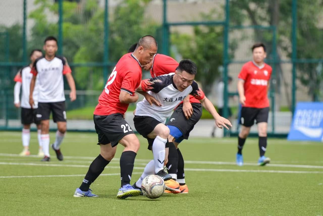 关于大连人队在比赛中取得不败战绩,晋级强的信息 关于大连人队在比赛中取得不败战绩,晋级强的信息