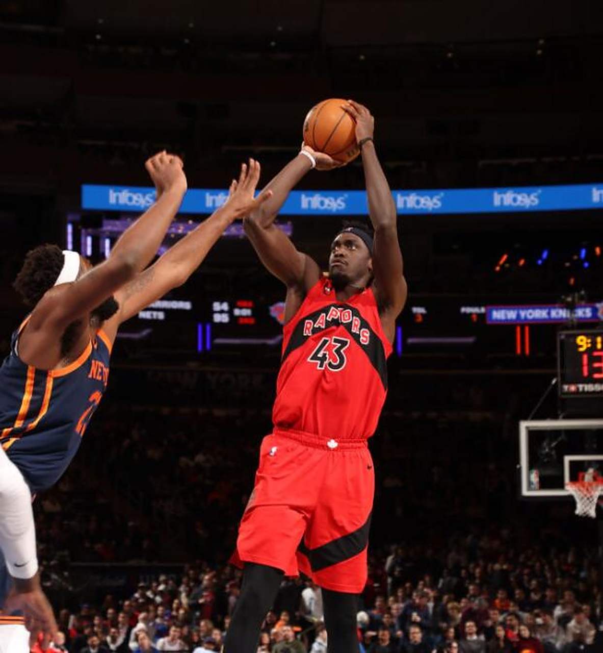 猛龙不敌太阳,西亚卡姆砍下28分 猛龙不敌太阳,西亚卡姆砍下28分