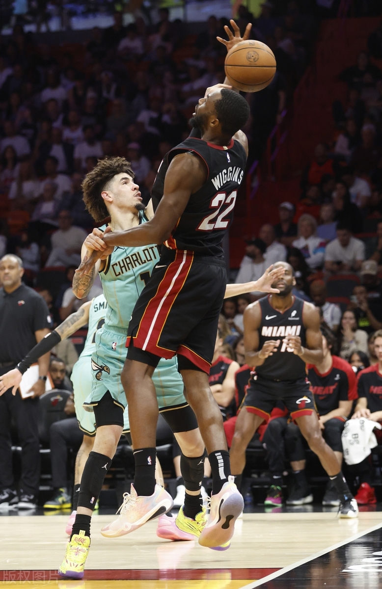 关于热火击败黄蜂积分攀升的信息 关于热火击败黄蜂积分攀升的信息