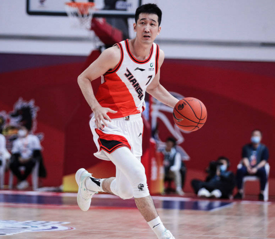 广东109-95胜山西夺三连胜，易建联砍下27分15个篮板