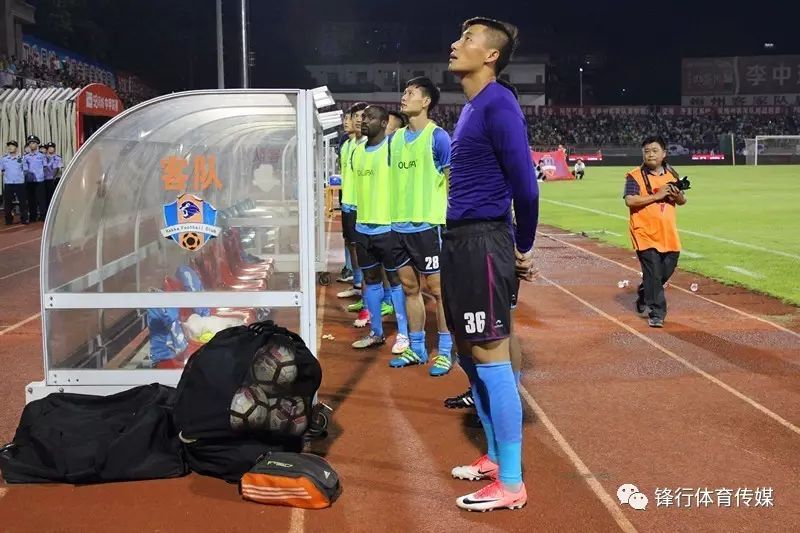 汉诺威客场逼平莱比锡,保级形势愈发严峻的简单介绍 汉诺威客场逼平莱比锡,保级形势愈发严峻的简单介绍