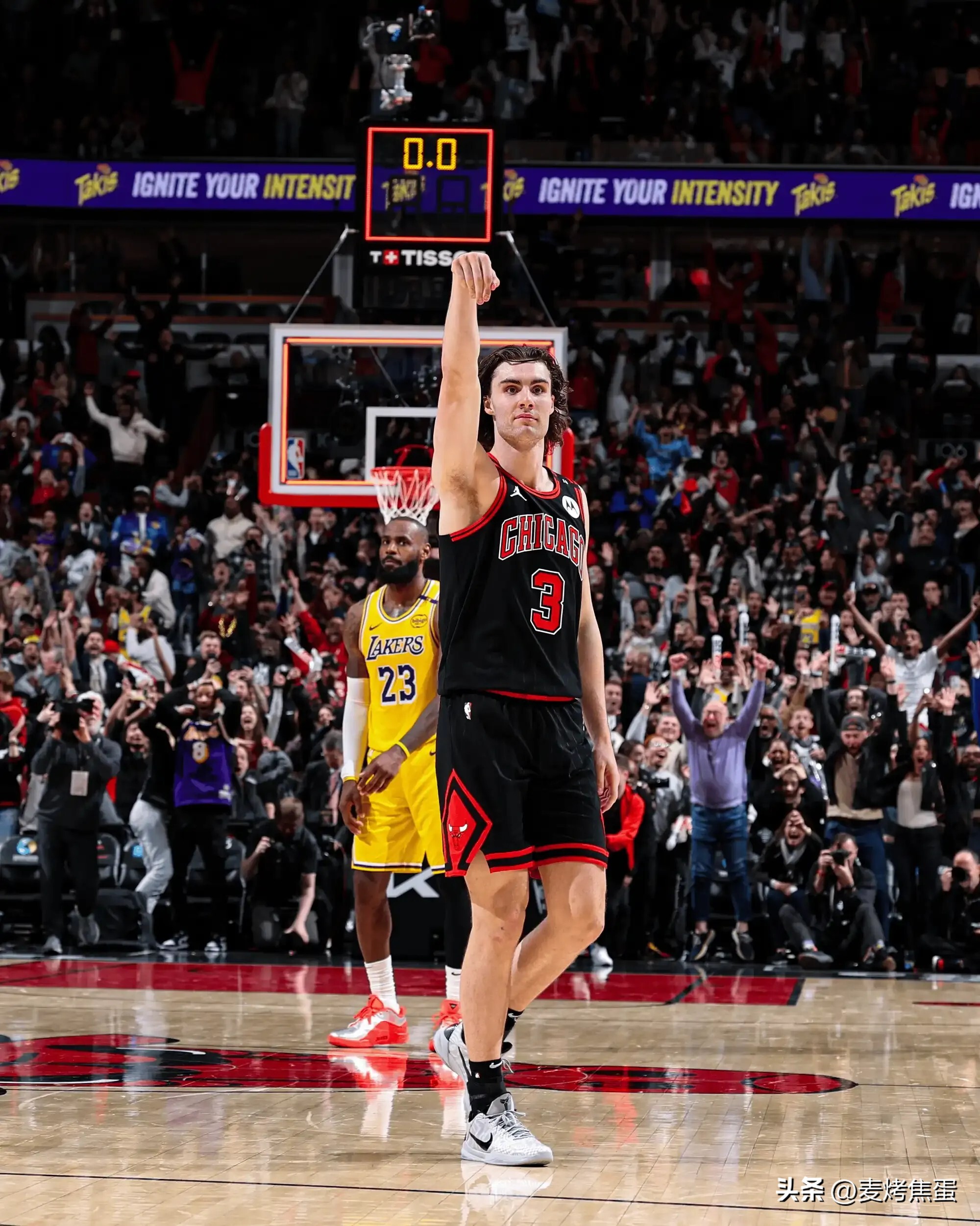 湖人客场大胜公牛,取得五连胜! 湖人客场大胜公牛,取得五连胜!