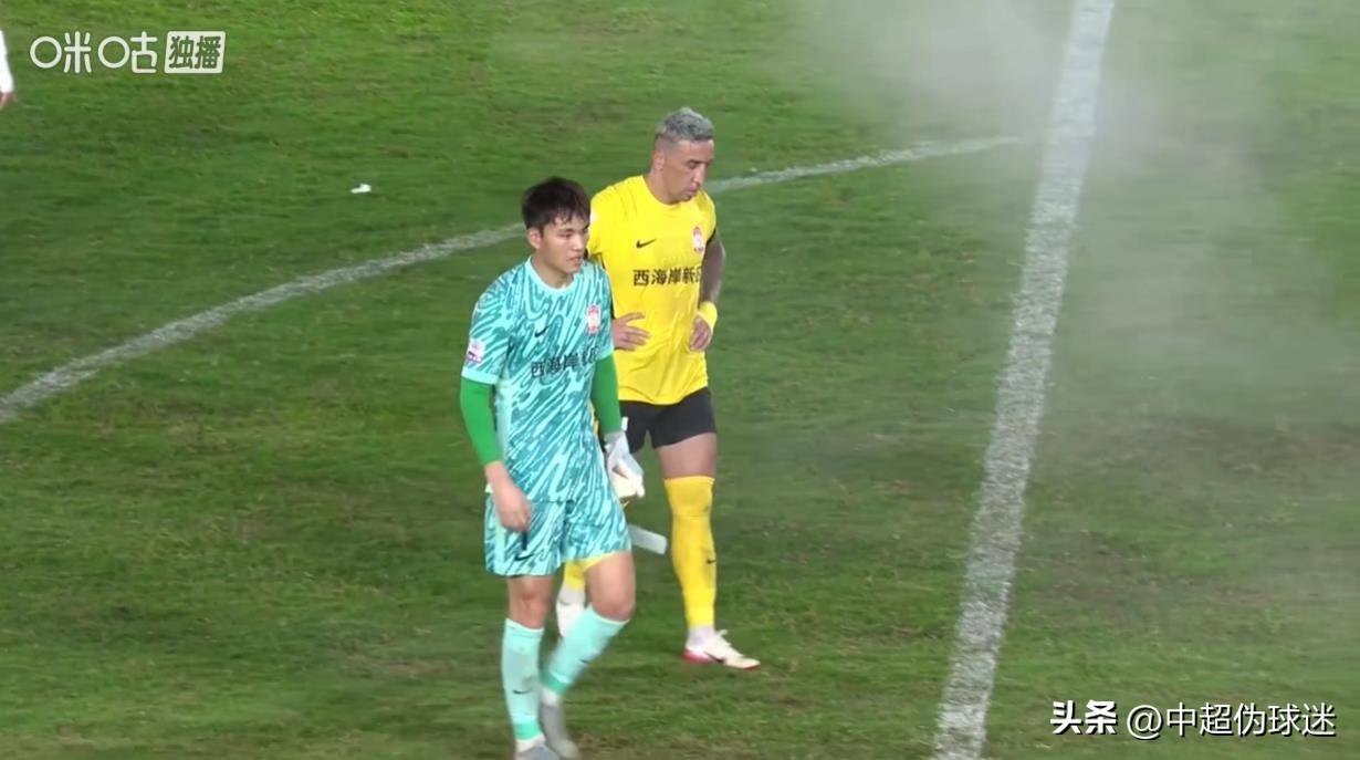 上海上港客场击败日本鹿岛鹿角,亚冠小组赛领跑积分榜的简单介绍 上海上港客场击败日本鹿岛鹿角,亚冠小组赛领跑积分榜的简单介绍